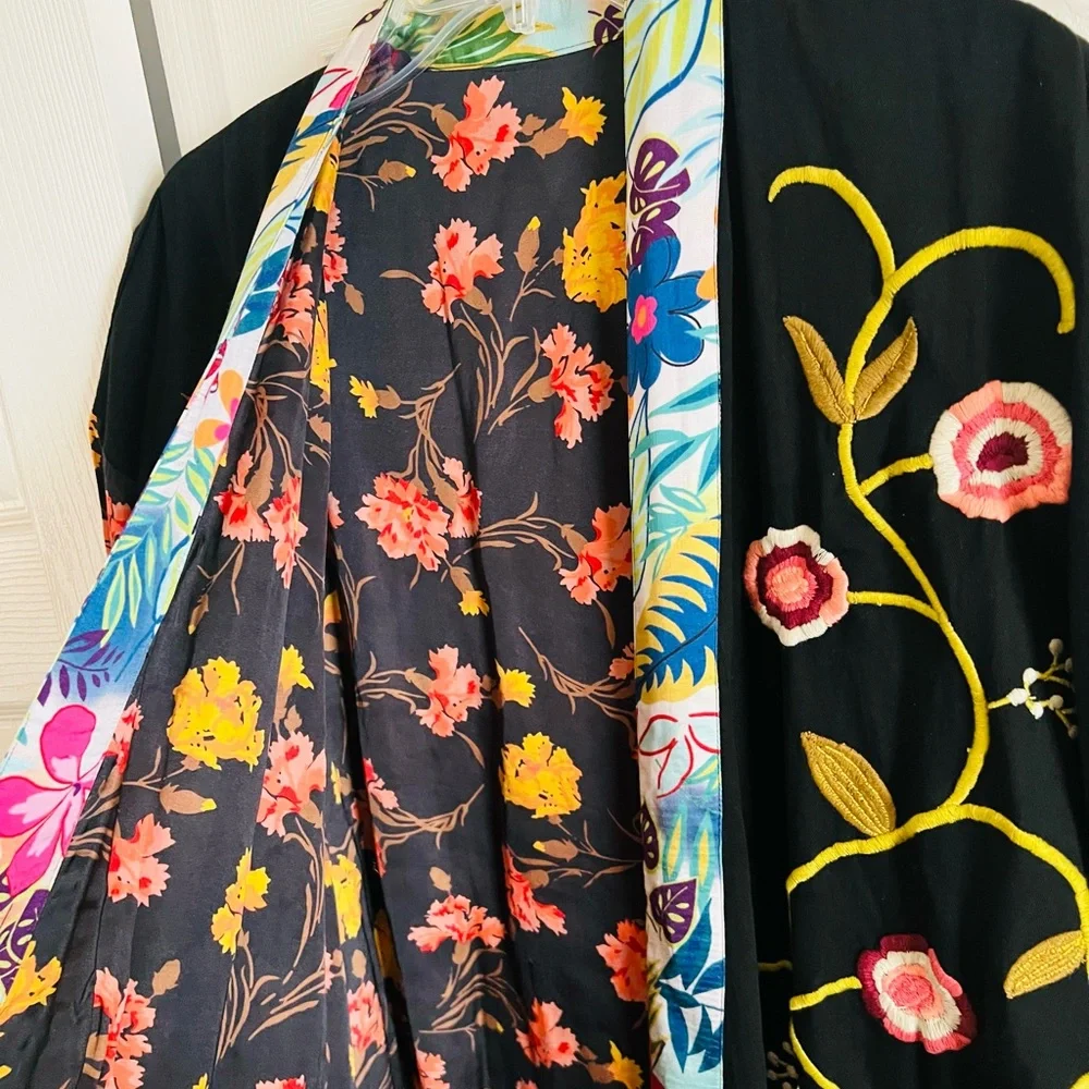 ARATTA Floral Embroidered Kimono - Picture 7 of 14
